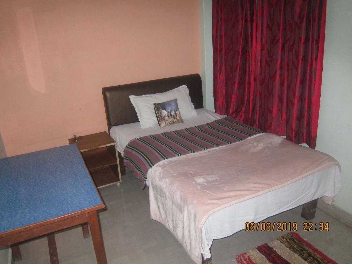 Kedar Guest House -Feel At Home Váránaszi Kültér fotó